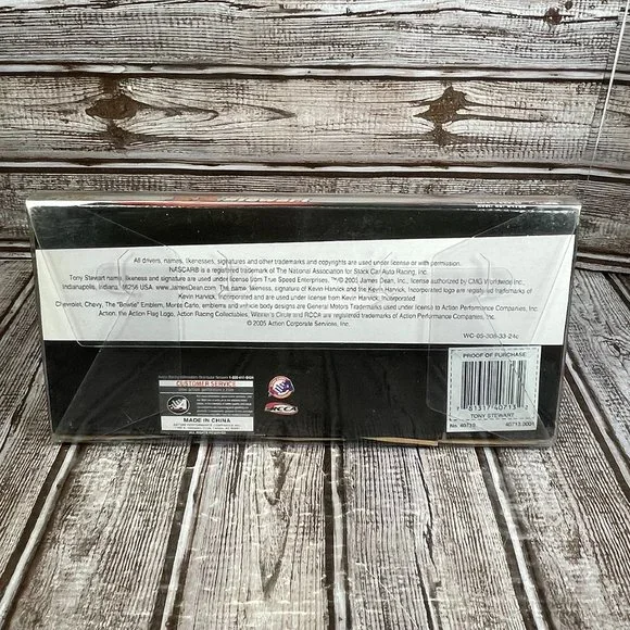 Winner's Circle TONY STEWART #33 Old Spice 2005 NASCAR MA 1:24 Scale Car NIB NEW - Picture 5 of 6